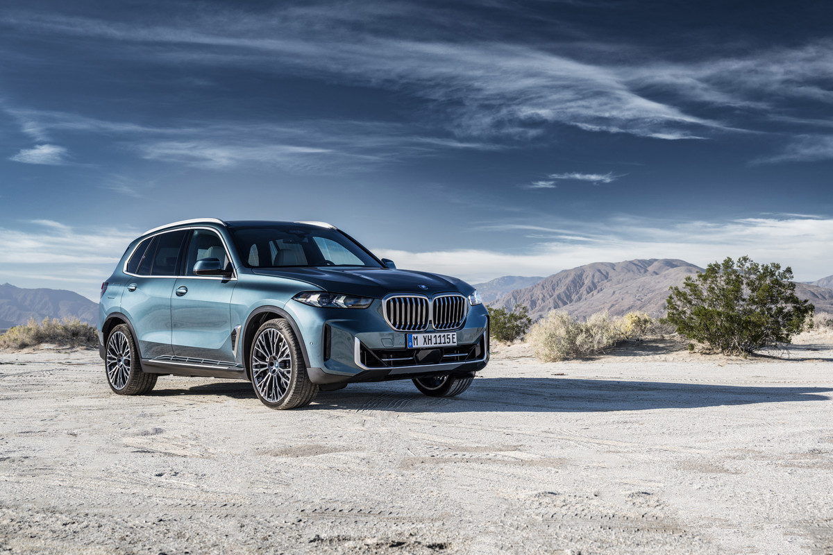 P90489802_highRes_the-new-bmw-x5-xdriv
