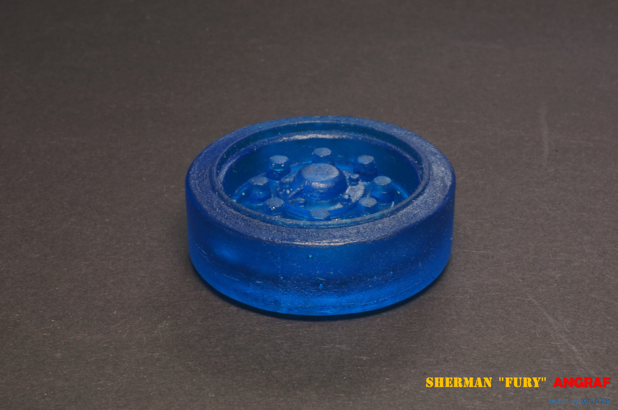 M4A3E8 SHERMAN  FURY 131