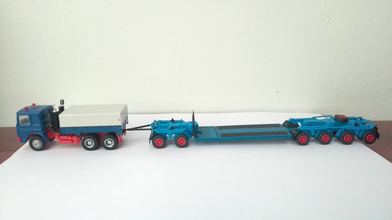 Mach (2709)