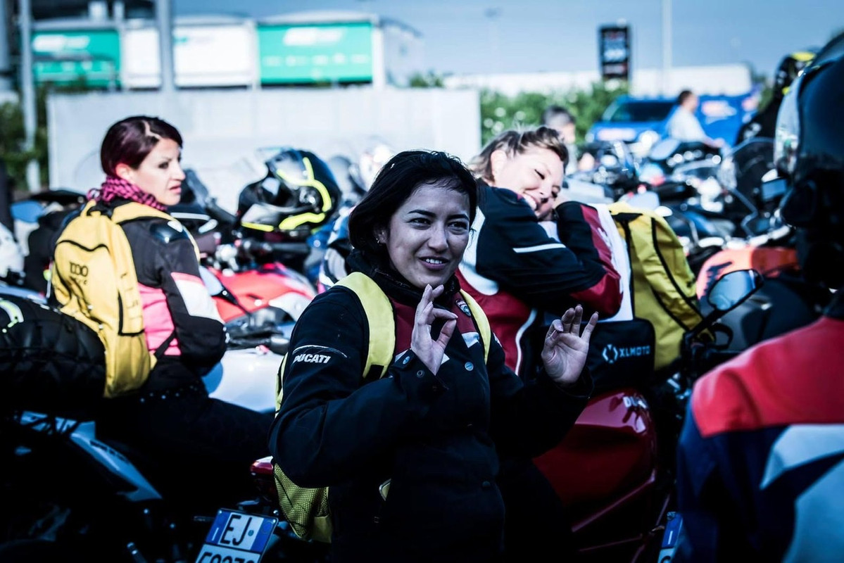 52F3E9E9-04C8-4FF8-AADB-EF4124290D53