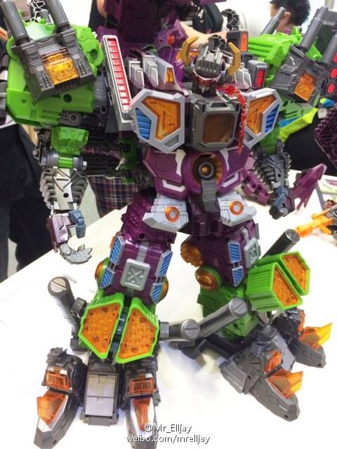 995795_233598106990624_6680175109245898913_n