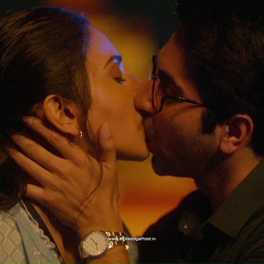 6-Rakul-Preet-Singh-Kiss-Scene-with-Ayushmann-Khurrana-in-Doctor-G-2022-My-Vantage-Point