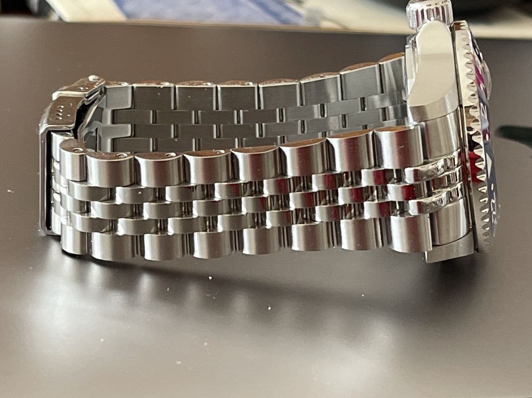 31D1006D-7679-4B04-9CF4-3745F9D602F1