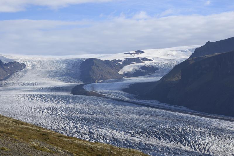 Entre hielo y ceniza. - Islandia, donde la tierra ruge. (7)
