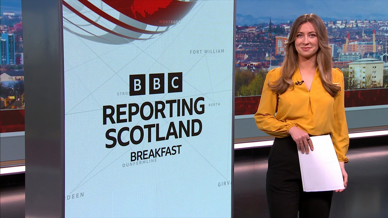 04.02 - 06.50.00 - Breakfast. The BBC's Breakfast programme features ....ts_snapshot_06.26.670