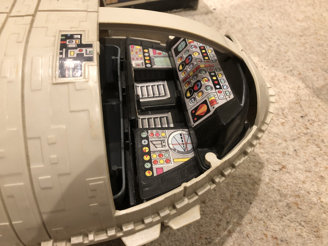 0E85B792-D3F5-4964-8455-3A8EDB315C53