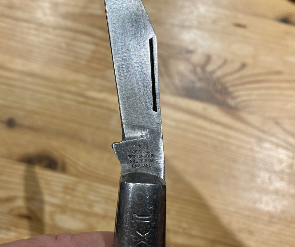 EB75CC74-DAC8-4840-855D-D773C6A165A8