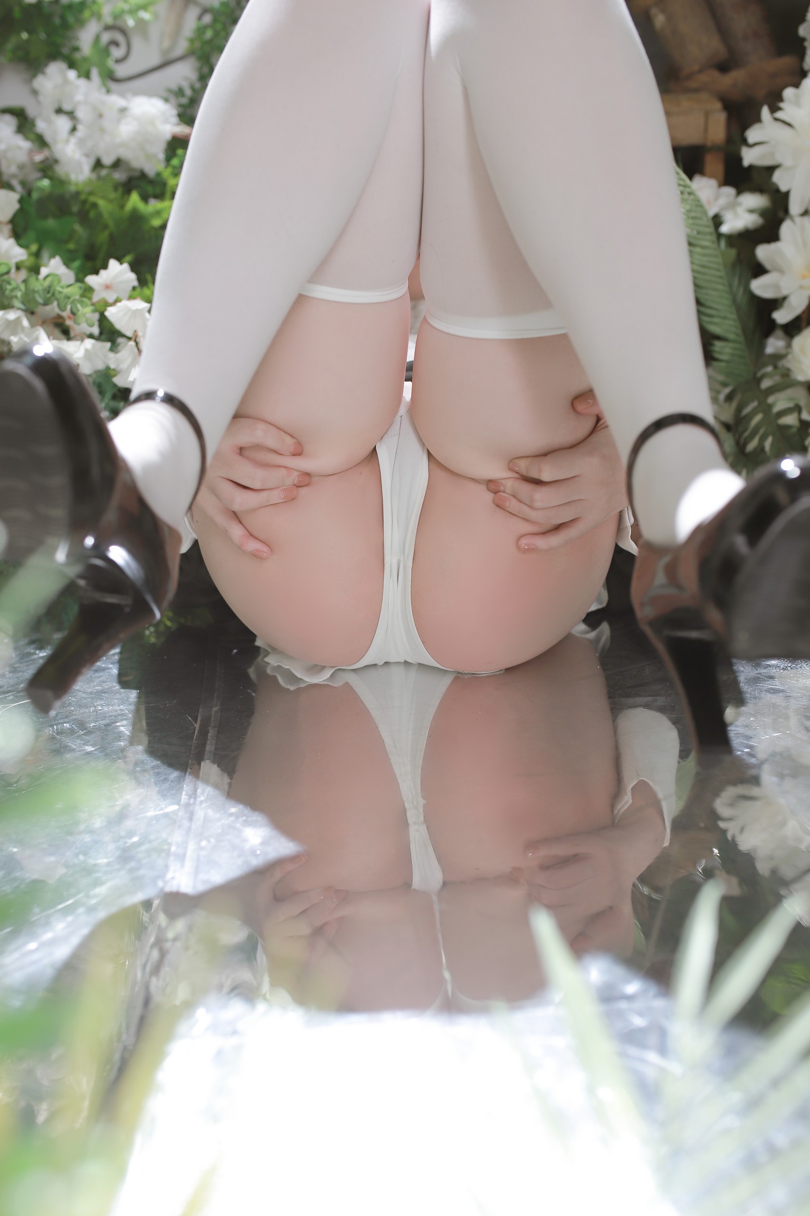 朝霧愛 – 修女 主题高清写真集（56P-717.5M）暗黑氛围作品插图9