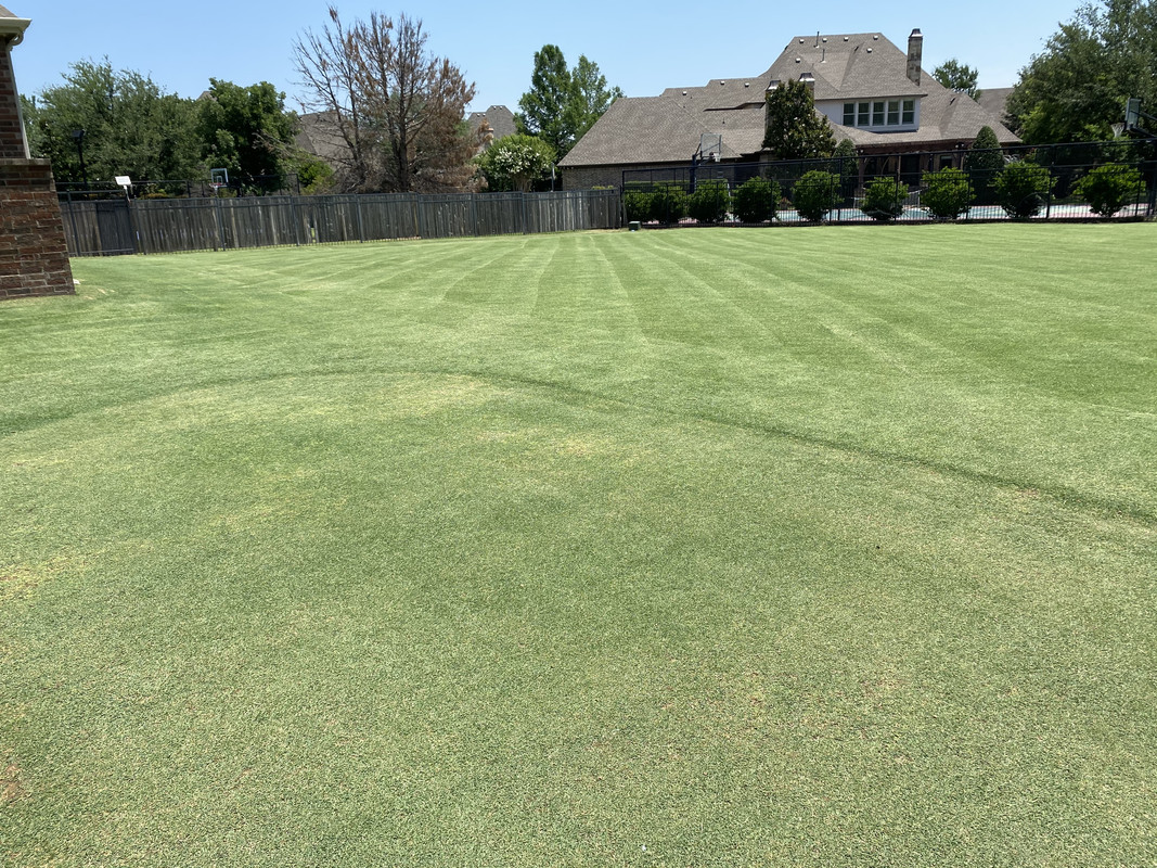 72337140-4E2B-49FF-8926-51AC7F0C4F66