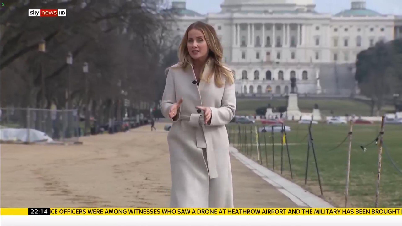 08 January - 22.00.00 - Sky News At 10. Anna Botting with the ma