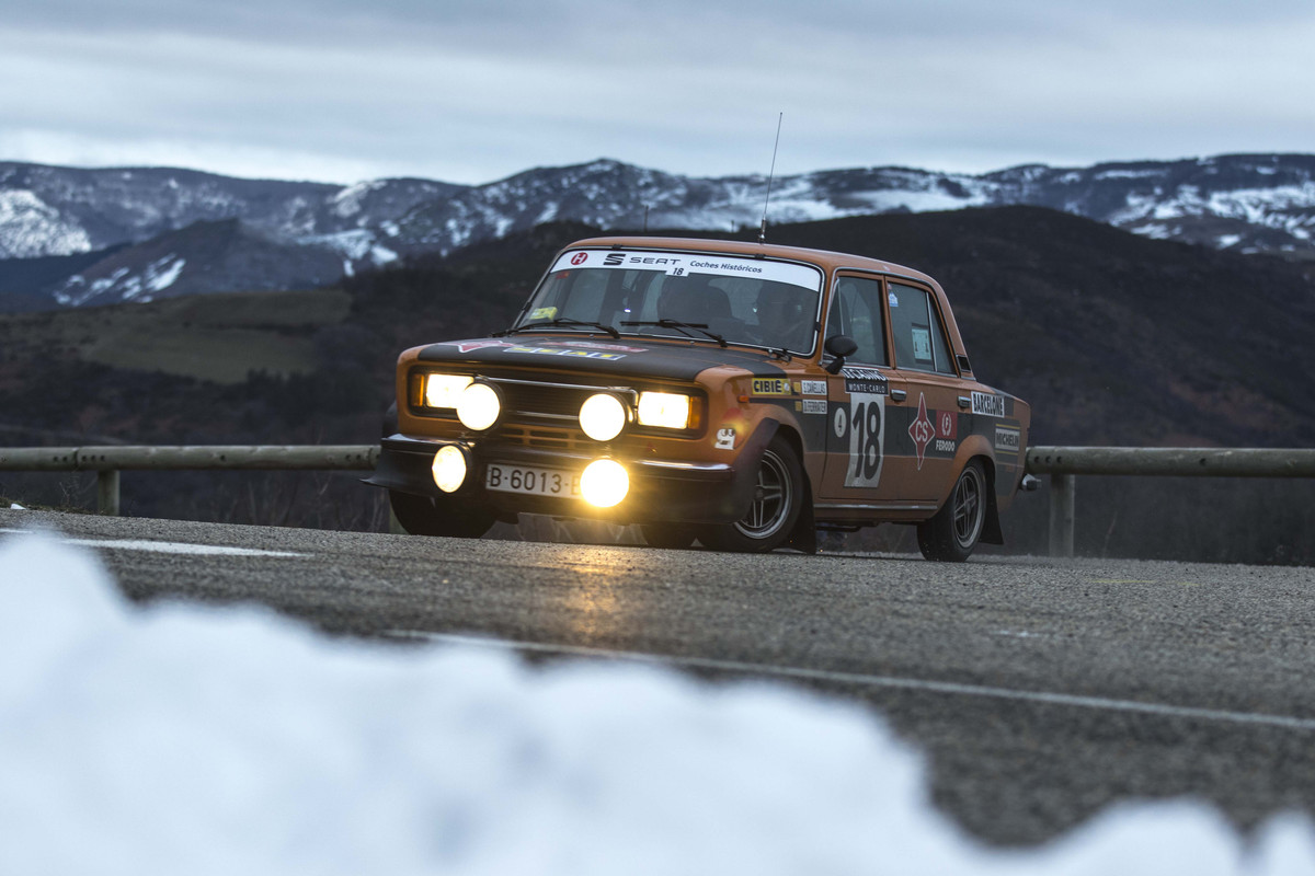 SEAT 124 Especial 1800 Gr4 (10)