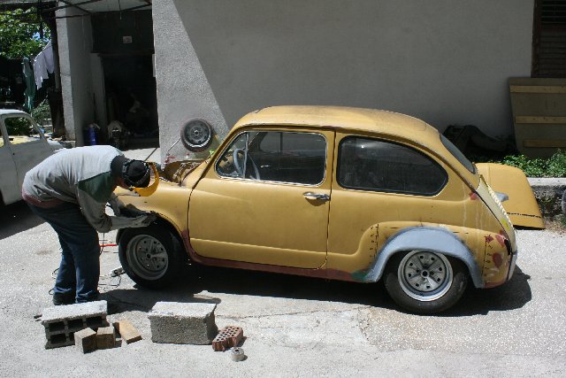 zastava 750 82 god. 004-1