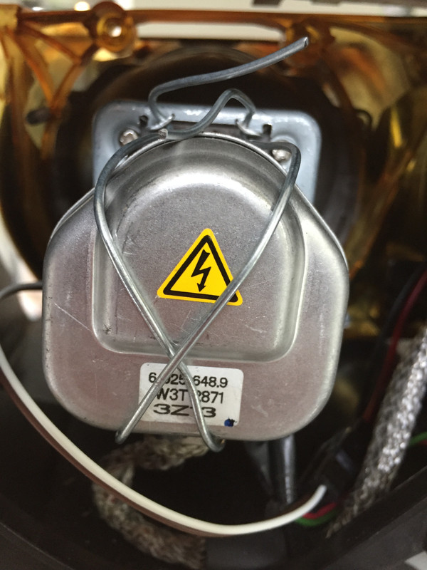 1DCCF53C-2D82-4C4F-B830-40B17CD36F3A