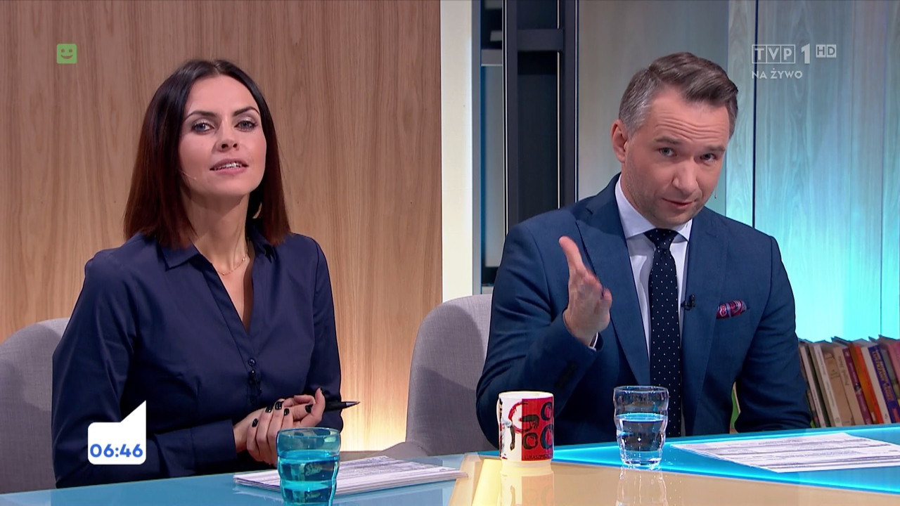 001_TVP_1_HD-13112017-0645.mts (0_00_42) 002254