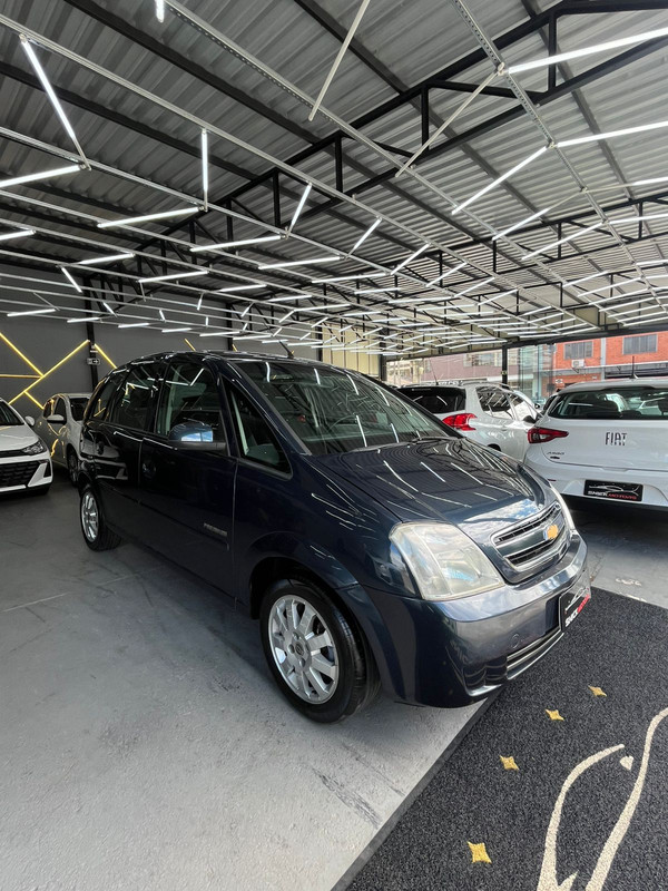 Chevrolet Meriva Premium 1.8