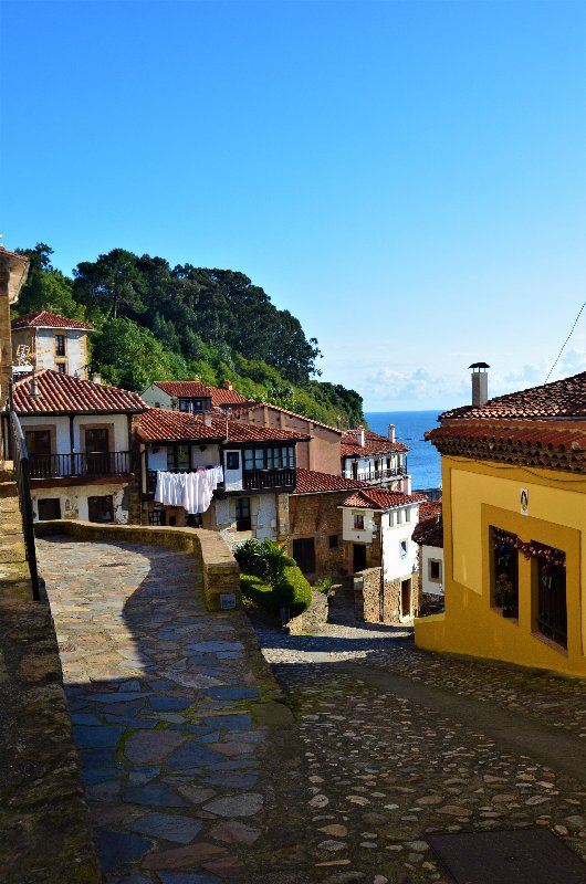 LASTRES-1-9-2017-ASTURIAS - LOS PUEBLOS MÁS BONITOS DE ESPAÑA (LISTA OFICIAL)-2010/2023 (26)