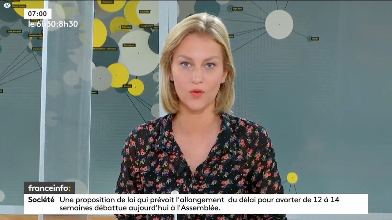 Alix Dauge 081020.mp4_snapshot_01.57_[2020.10.08_17.39.49]