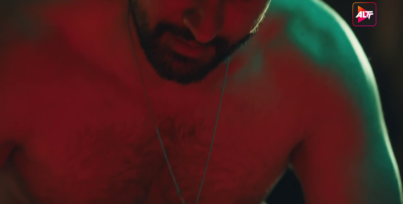 vlcsnap-2023-12-10-02h30m33s370