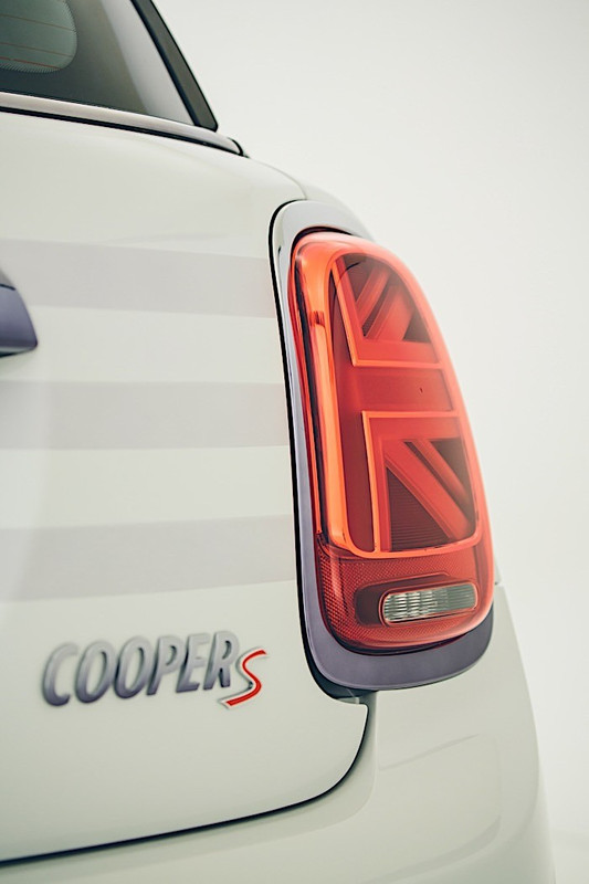 Mini Cooper S 3 door Royal Wedding (4)