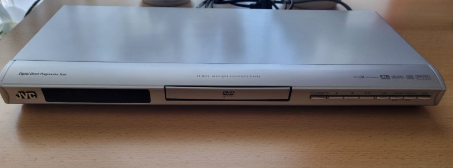 JVC-XV-N422-1.jpg