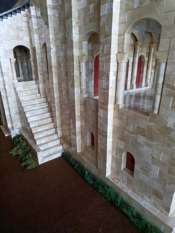 Santa María del Naranco 011