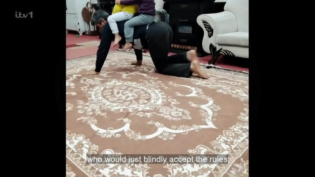 [Image: mmq7qa04buu1.jpg]