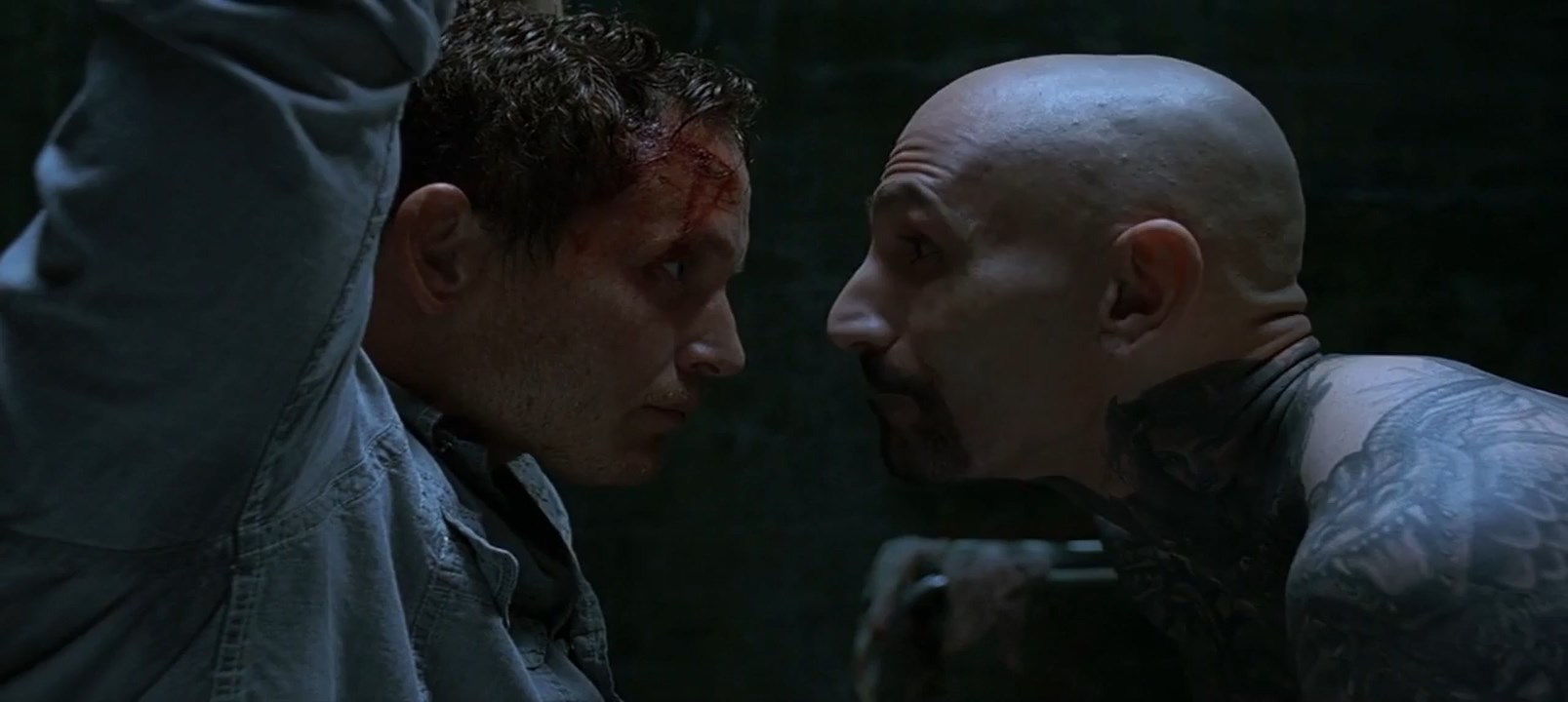 Tortured 2008 BluRay [Tamil + English] 480p 720p ESub Screenshot