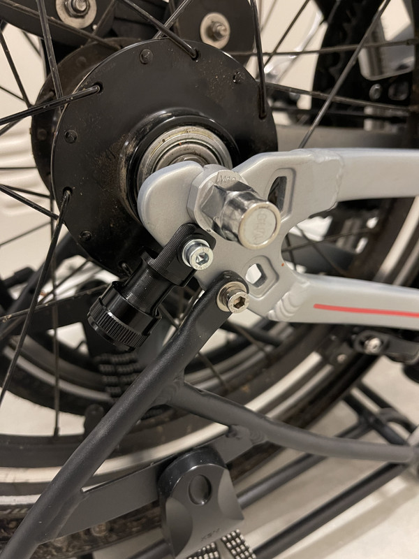 D629EC7E-4AF7-4CD3-91F5-25FF2E8C3F9C