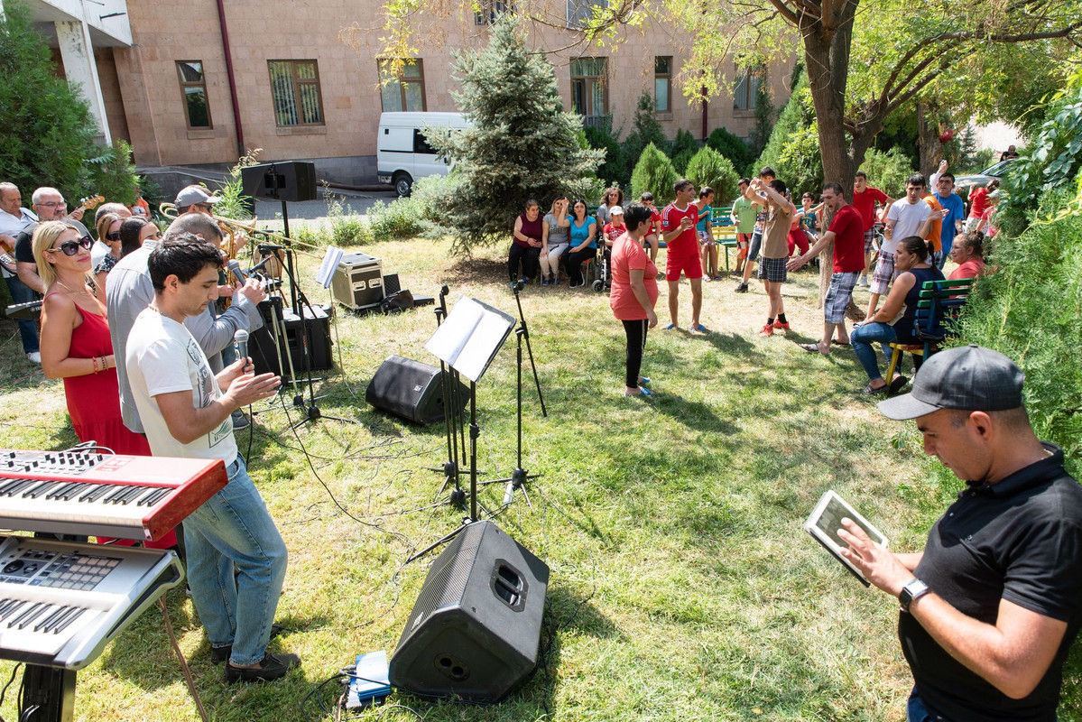 305085219_440698238092372_5496620930548932281_n