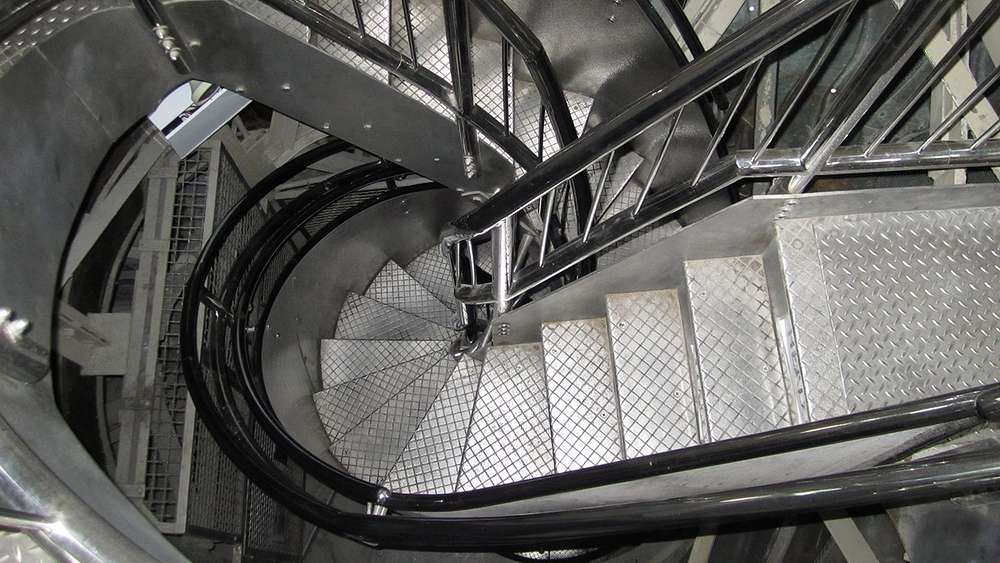 16C56DAC-602D-400A-8BBA-81421689D4D4