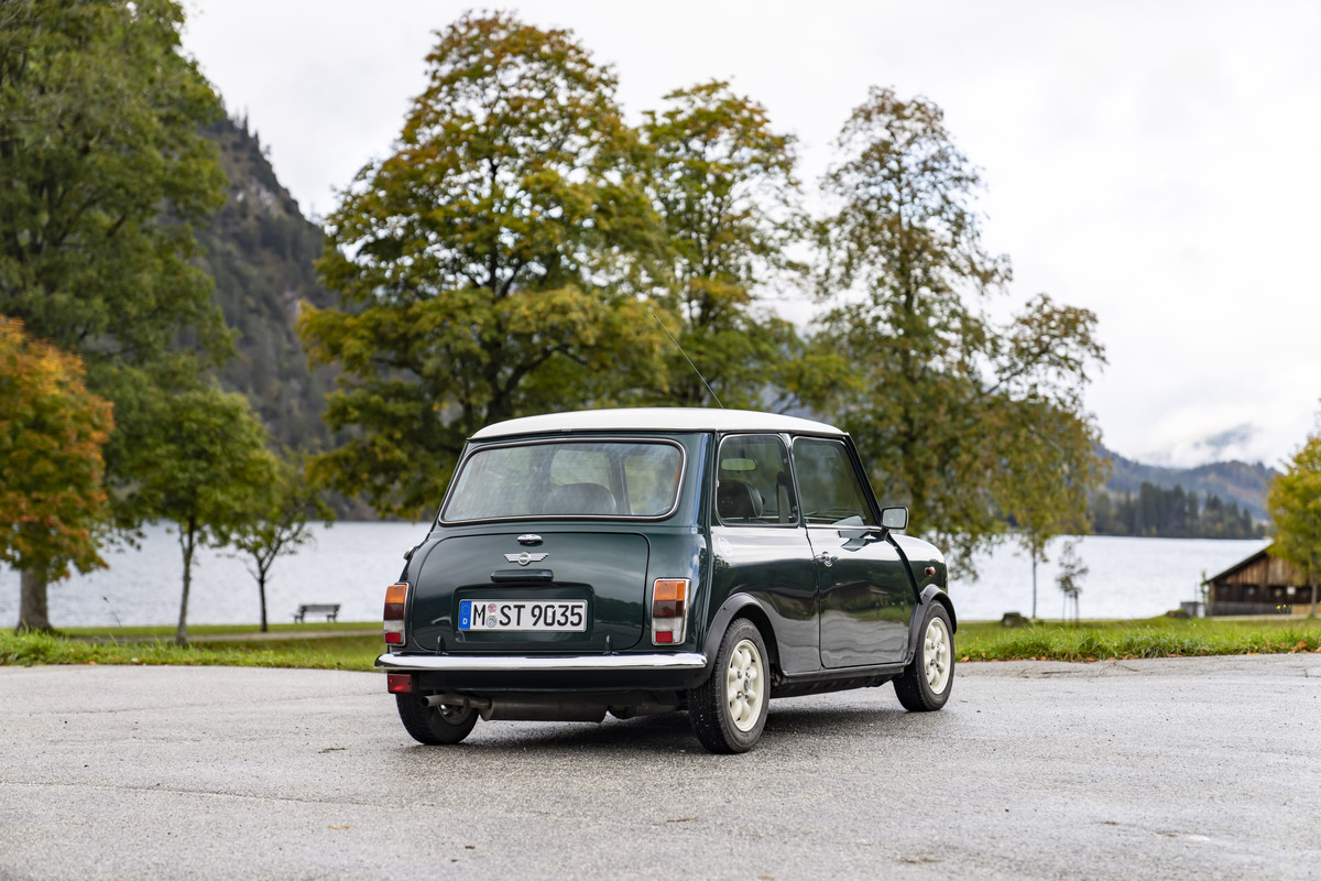 P90442252_highRes_mini-cooper-mk-vii-1