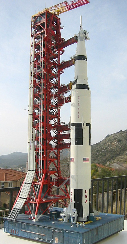 Lego saturn sales v lut