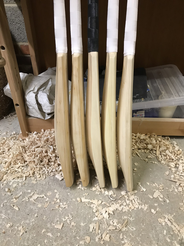 B8E83775-72E1-47A6-965C-58EAD8D7AF96