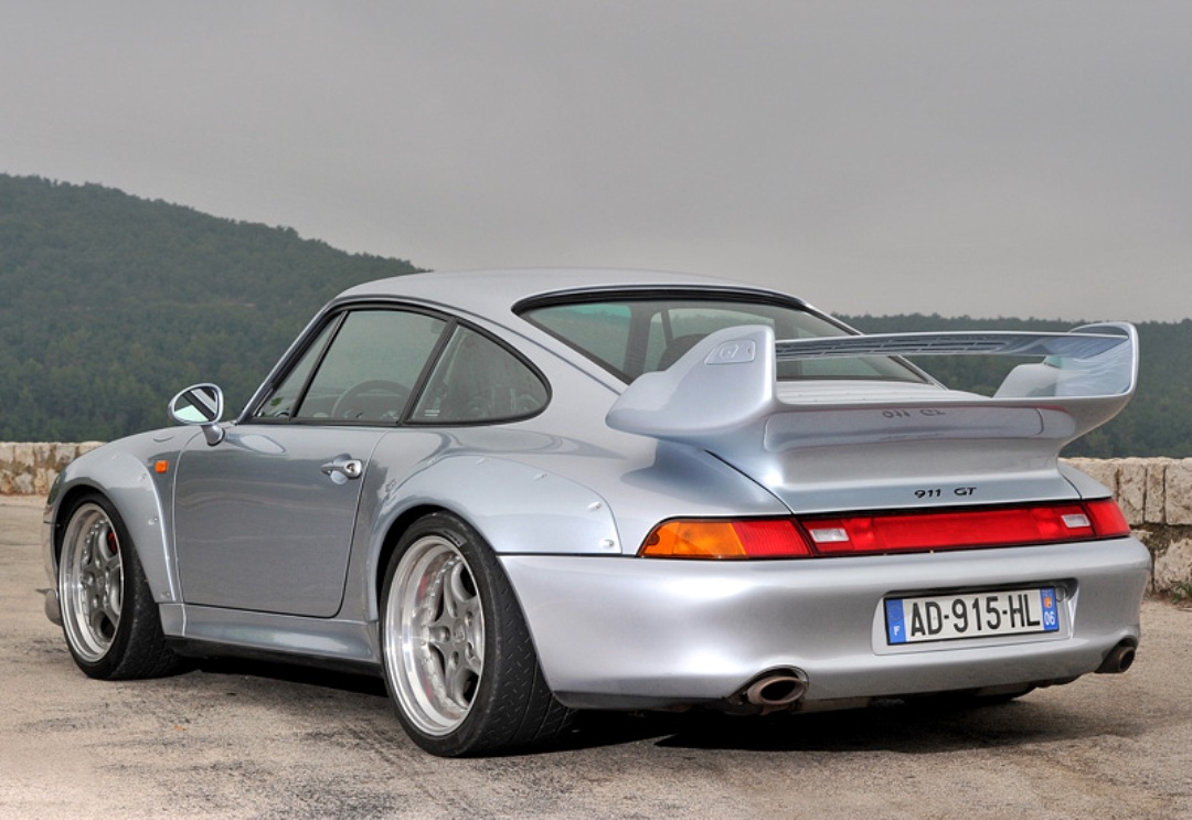 1995-porsche-911-gt2-993-3.jpg