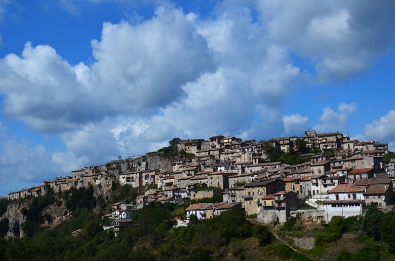 YACIMIENTO ARQUEOLOGICO DE ALBA FUCENS-15-9-2023 - Italia y sus pueblos-2018/2019/2023 (1)