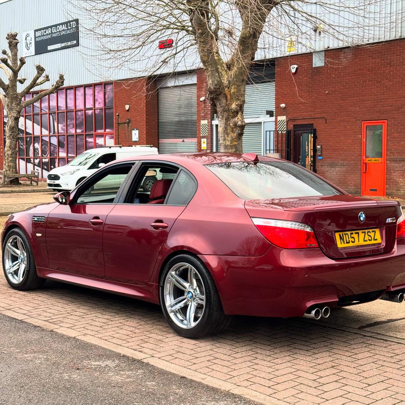 9BA61B5D C2FD 4D0A 9E5A 24EB32BFECD4