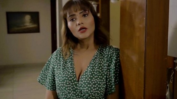 Akeli EP3 Hot Hindi PrimeShots Web Series