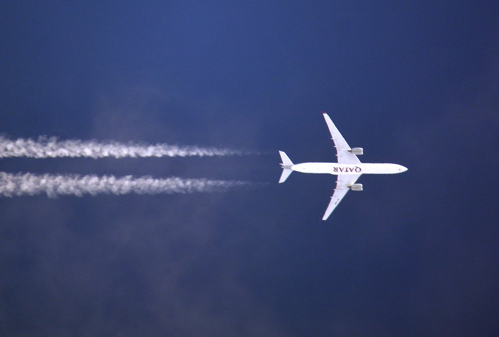 Qatar-Airways-Airbus-A350-A7-ANC-JFK-to-DOH-at-38k-ft.jpg