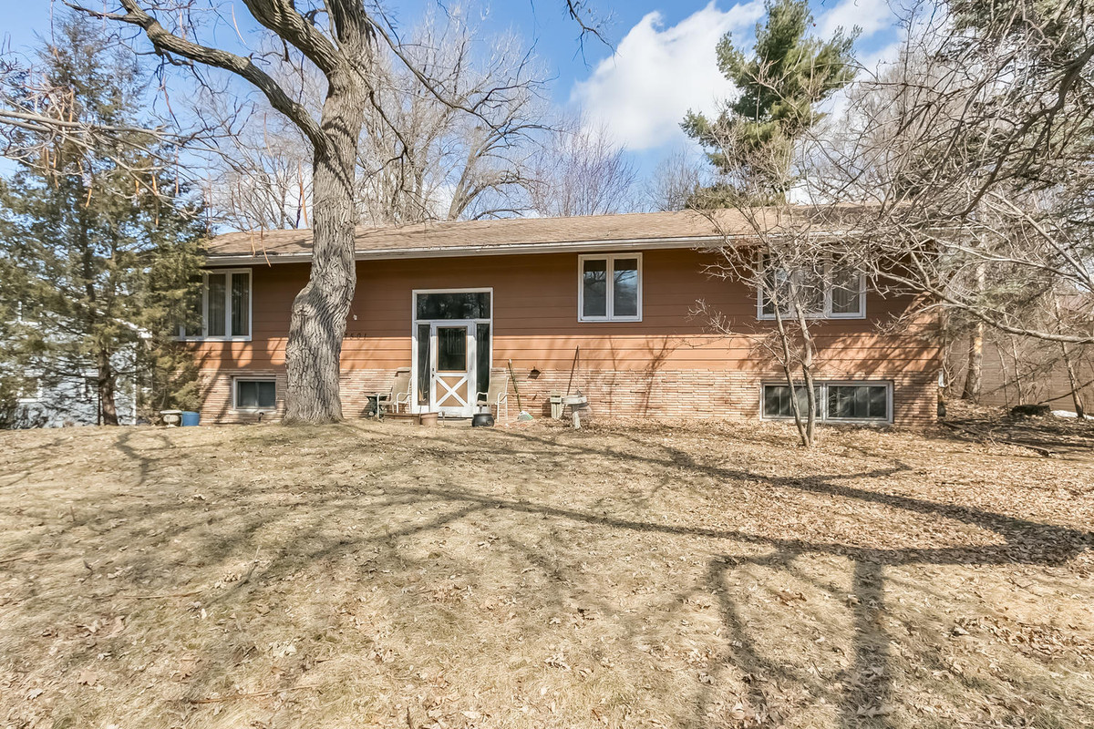 7501 Alden Way Ne, Fridley, MN 55432