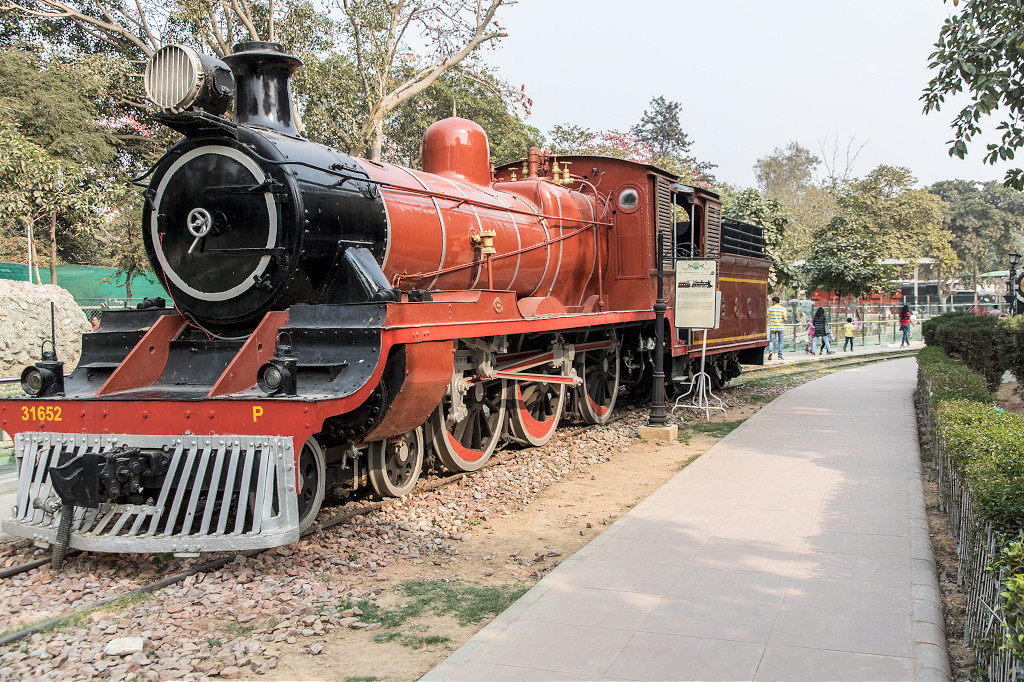 Rares et vieux trains - Page 2 BB-CIR-31652-construit-l-usine-d-Ajmer-n-171-en-1922-Delhi-Railway-Museum-f-vrier-2016