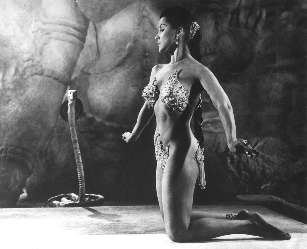 debra_paget_161