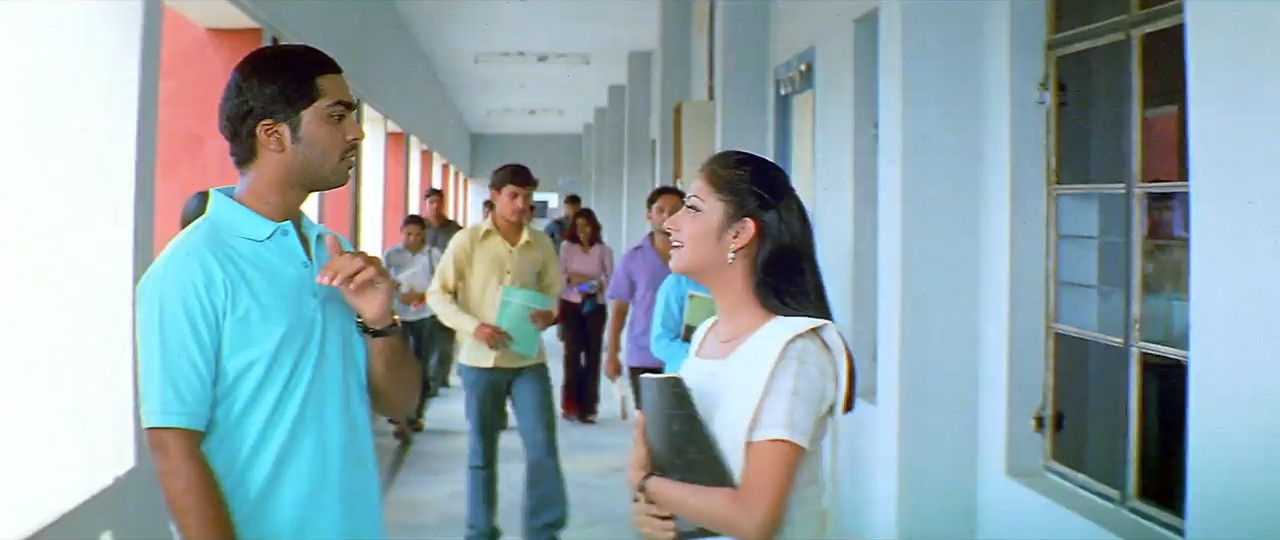 Manmadhan 2004 WebRip [Tamil] 480p, 720p ESub Screenshot