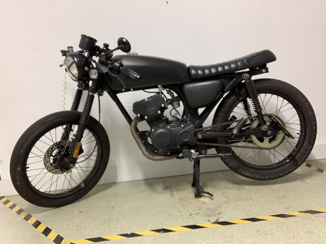 2524B501-1937-4614-B3F6-7C961D0D8C42