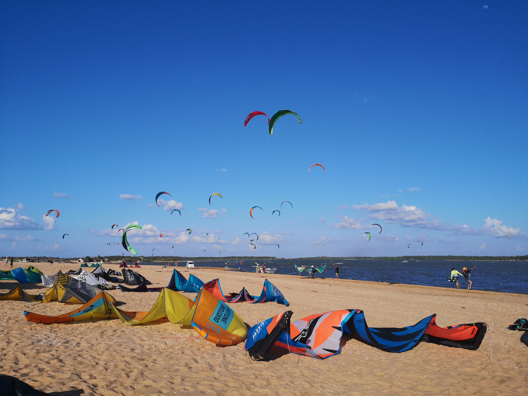 Kalpitiya-kitesurfing.jpg