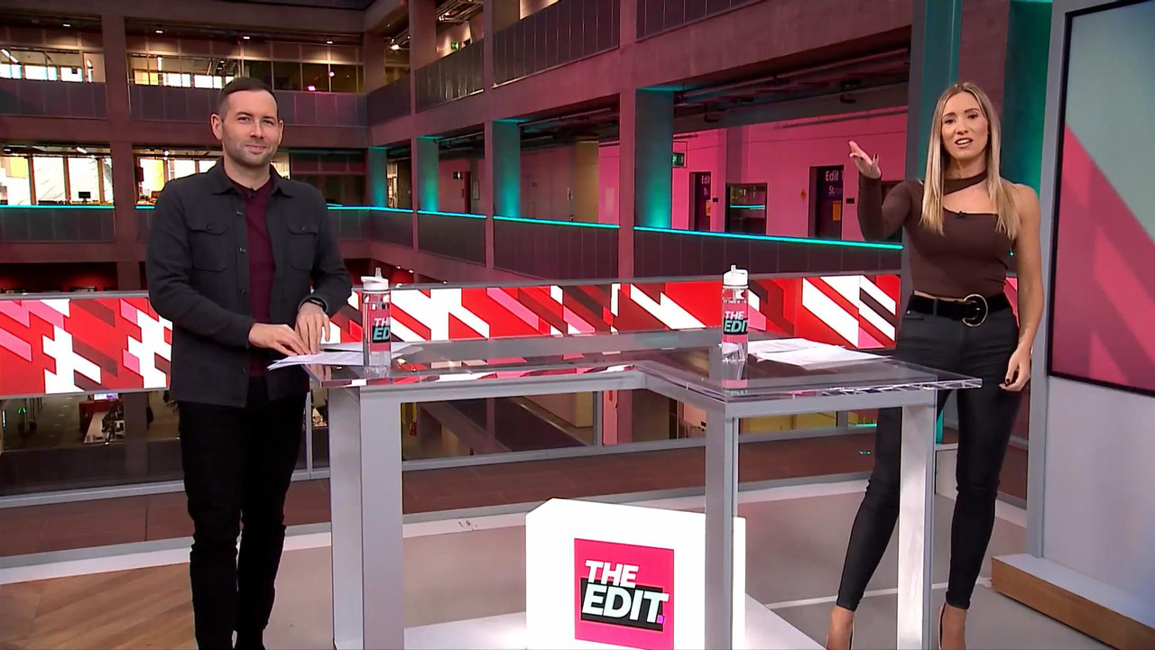 11.27 - 19.15.00 - The  Edit. Entertainment News And Chat With Amy Ir...-1.m4v_snapshot_07.32_[2021.