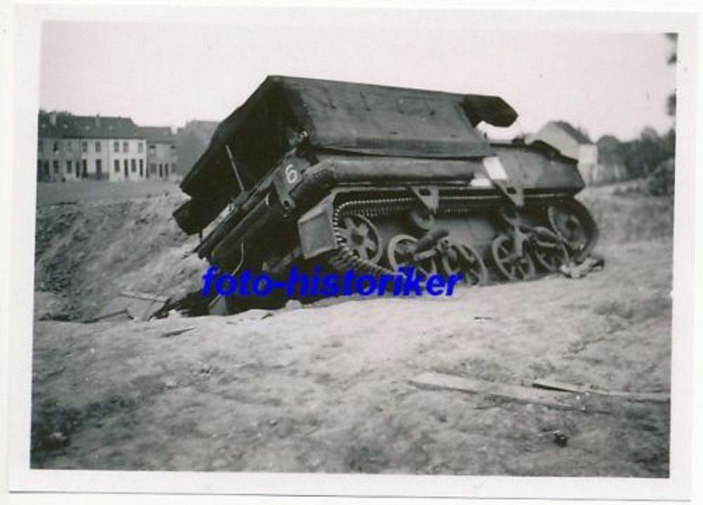 französisches Beute Ketten Fahrzeug Schlepper