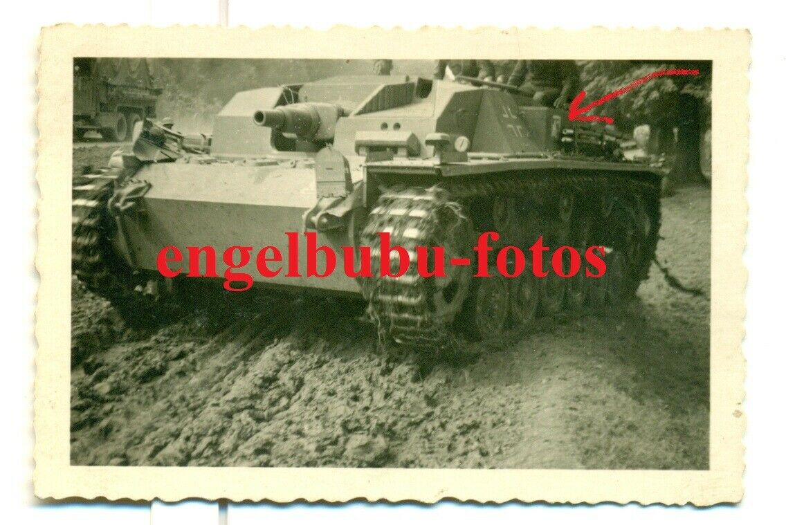 FOTO - PANZER - STURMGESCHÜTZ - STUG-ABTEILUNG
