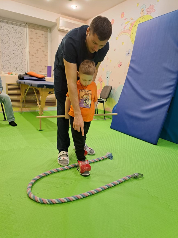 8FFA0903-BA83-4903-A7BE-DF6E7CC2BE3F