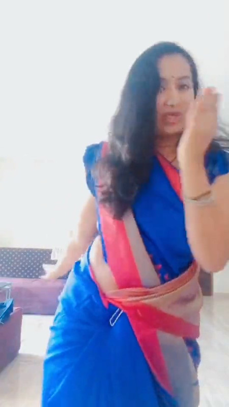 Nepali Lady Sexy Navel Mp4 Snapshot 00 21 686 — Postimages