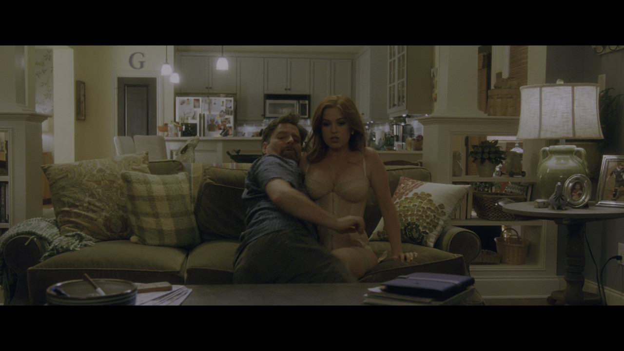 isla-fisher-keeping-up-with-the-joneses-4k-caps-12